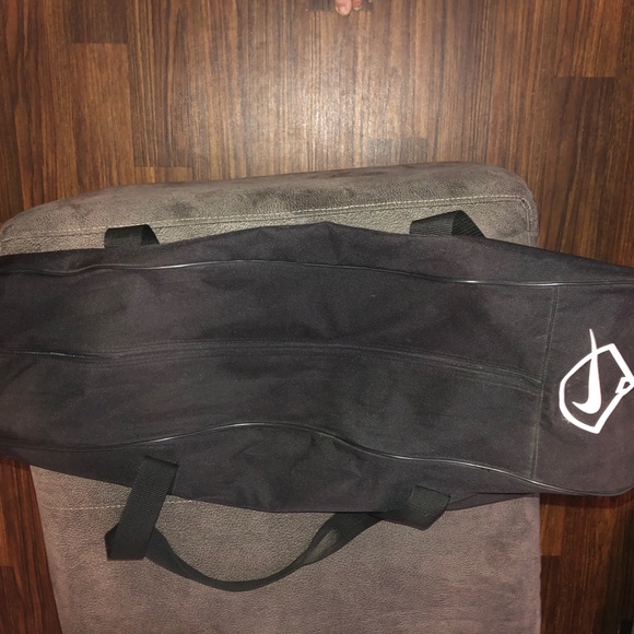Nike Bat Bag - Picture 3 of 7